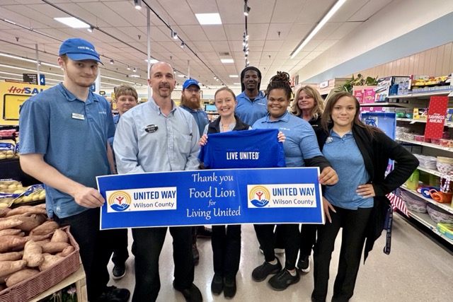 Food Lion Store No. 214 on Tarboro Street presented a $750 gift card donation to United Way of Wilson County through the Food Lion Feeds Charitable Foundation. Store manager Matt Burke and assistant manager Danielle Toler were joined by Food Lion staff for the presentation.